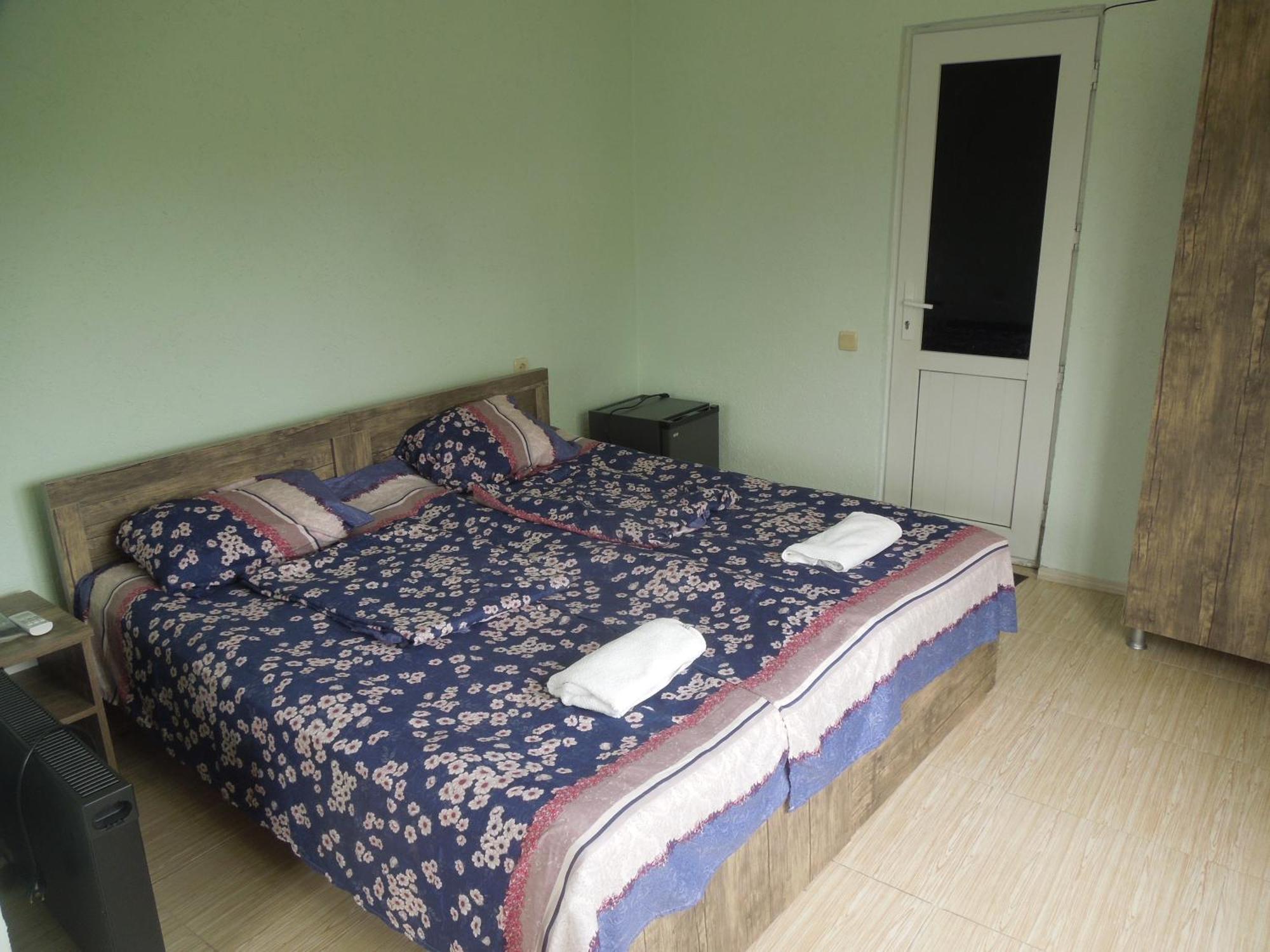 Zaza Hotel Kobuleti ภายนอก รูปภาพ